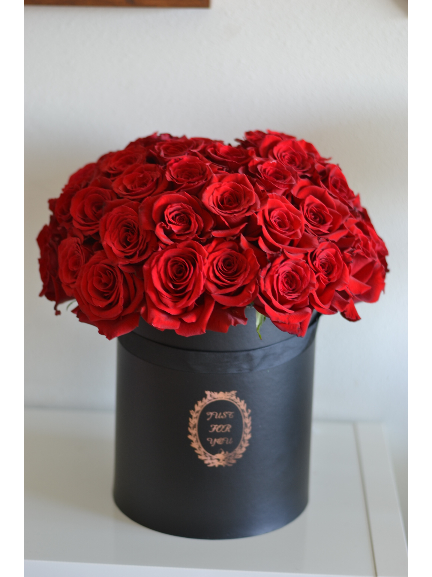 Wonderland Rose Box